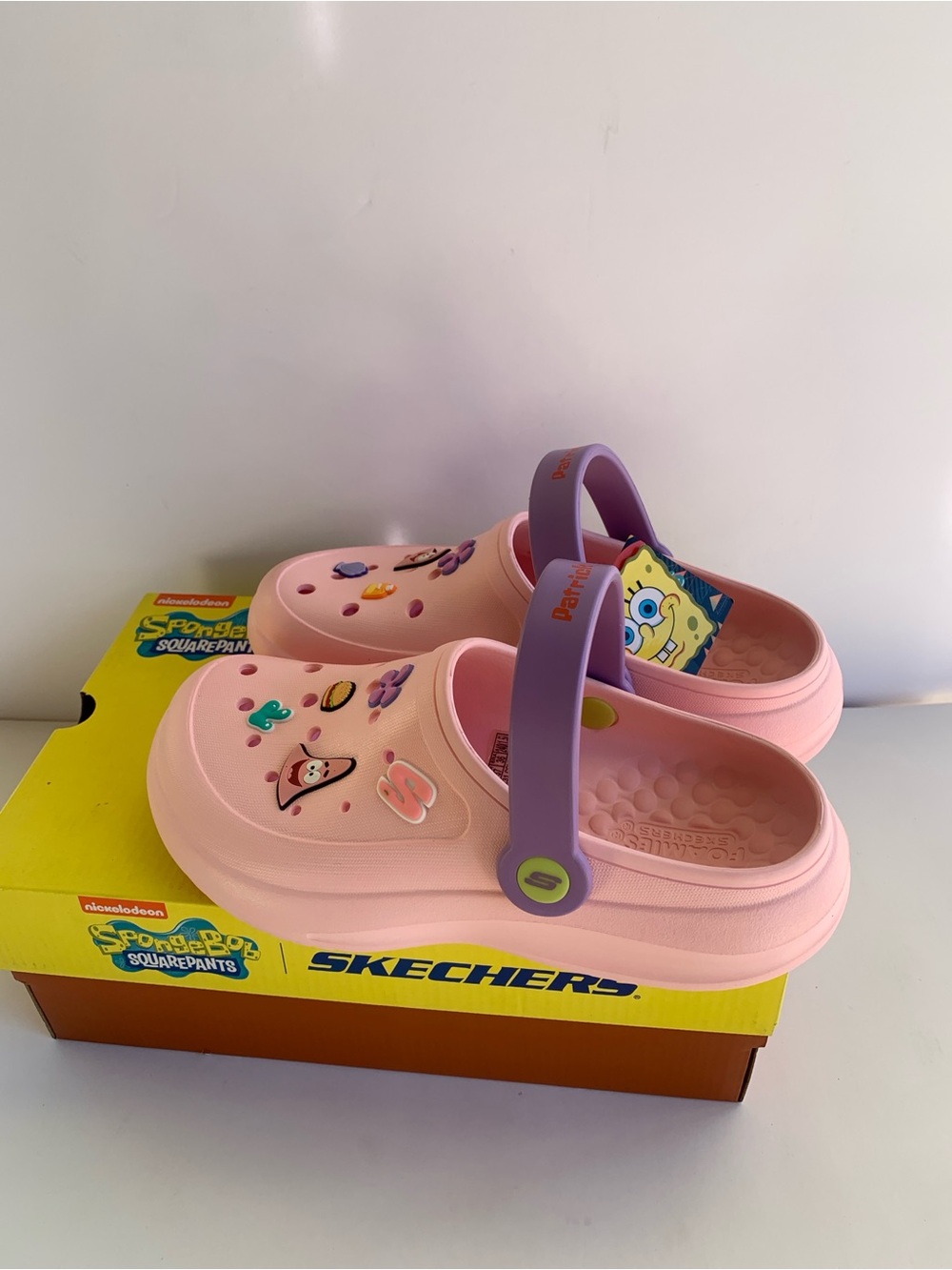 Skechers  Women’s Pink Clog Sandals with Purple Strap and SpongeBob  Size 6